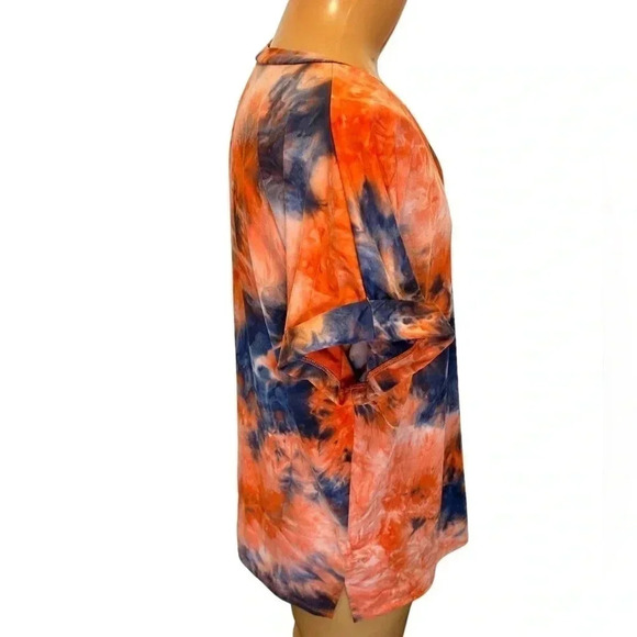 Gee Gee Women’s Tie-Dye T-Shirt Size Medium.  Measurements in pictures. - Picture 3 of 8